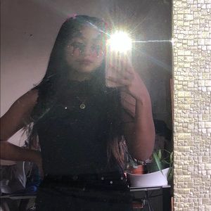 Meet your Posher, Vanessa